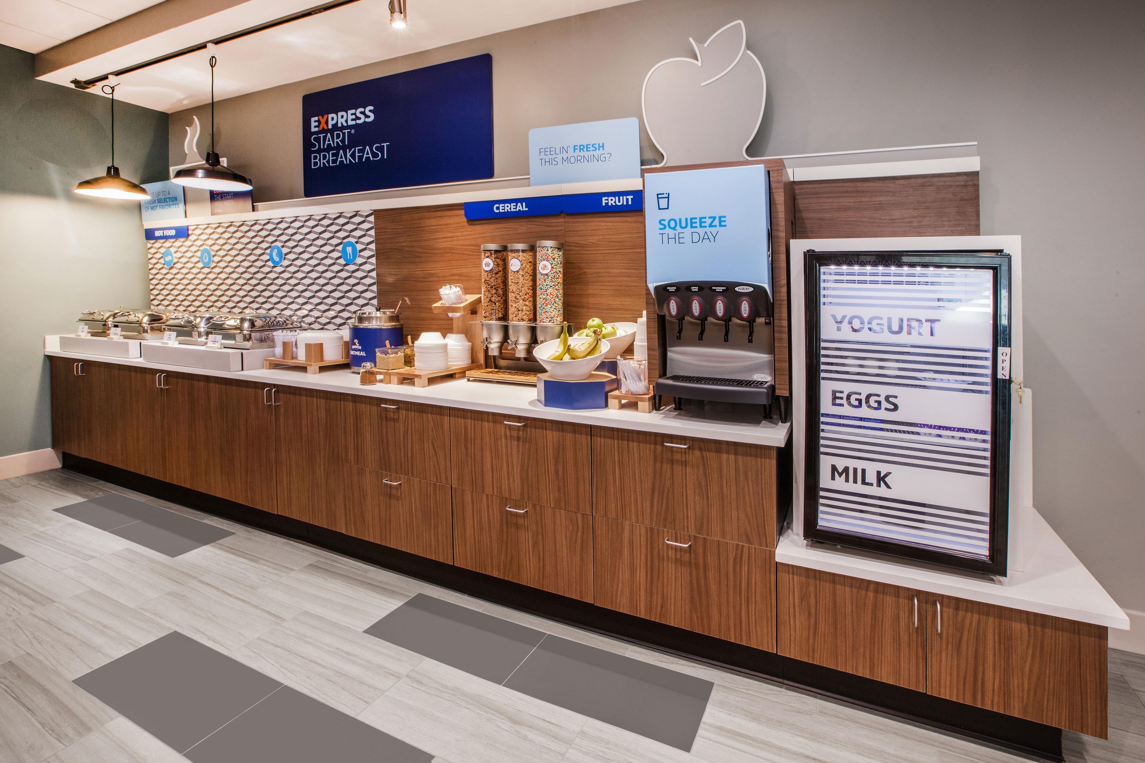 Holiday Inn Express Hotel & Suites Chatham South By Ihg Buitenkant foto