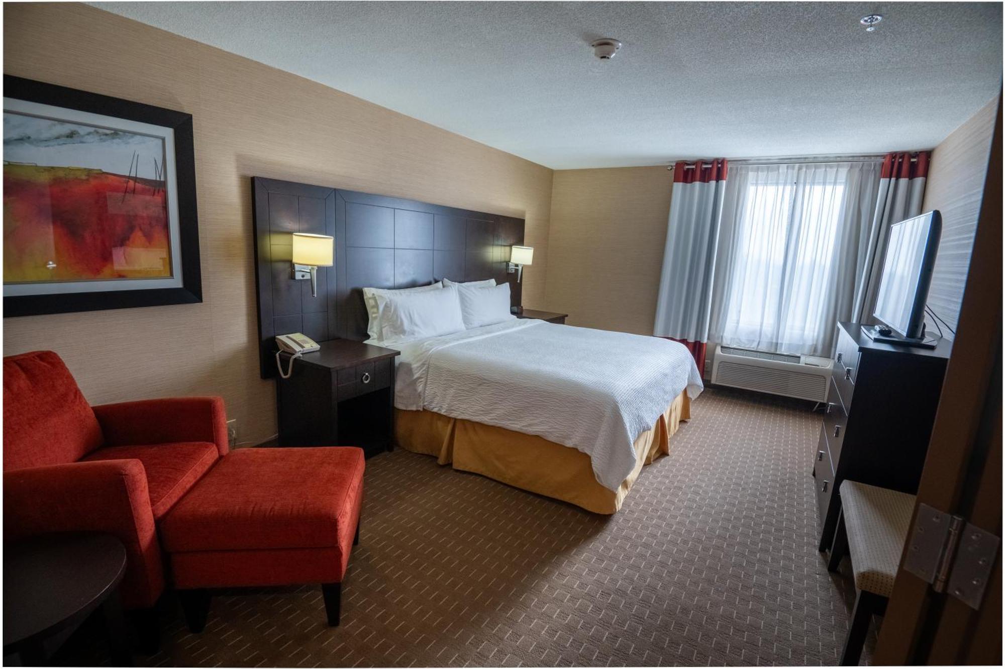 Holiday Inn Express Hotel & Suites Chatham South By Ihg Buitenkant foto