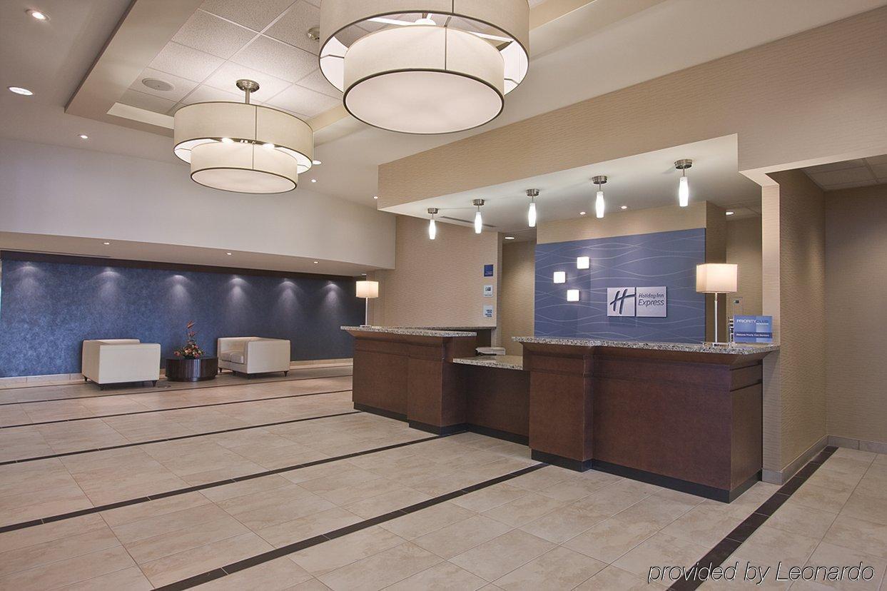 Holiday Inn Express Hotel & Suites Chatham South By Ihg Interieur foto